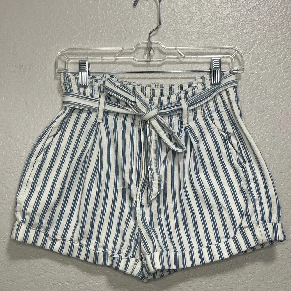 American Eagle Outfitters White/ Blue Striped Paper Bag Cuffed Shorts Size 4